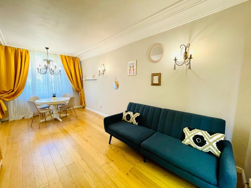 Pajura, Presei, apartament 3 camere deosebit, centrala proprie.
