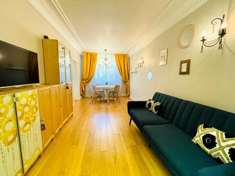 Pajura, Presei, apartament 3 camere deosebit, centrala proprie.