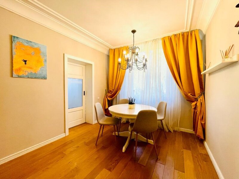 Pajura, Presei, apartament 3 camere deosebit, centrala proprie.