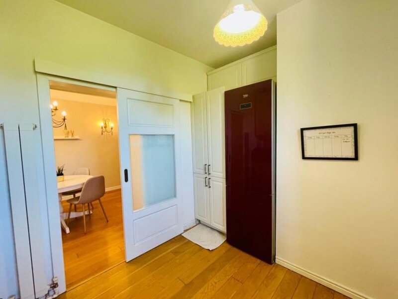 Pajura, Presei, apartament 3 camere deosebit, centrala proprie.