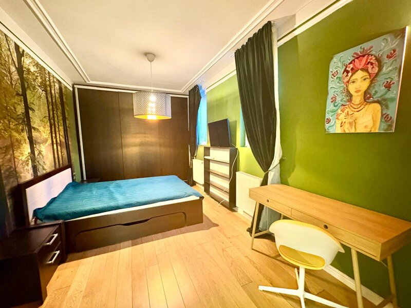 Pajura, Presei, apartament 3 camere deosebit, centrala proprie.
